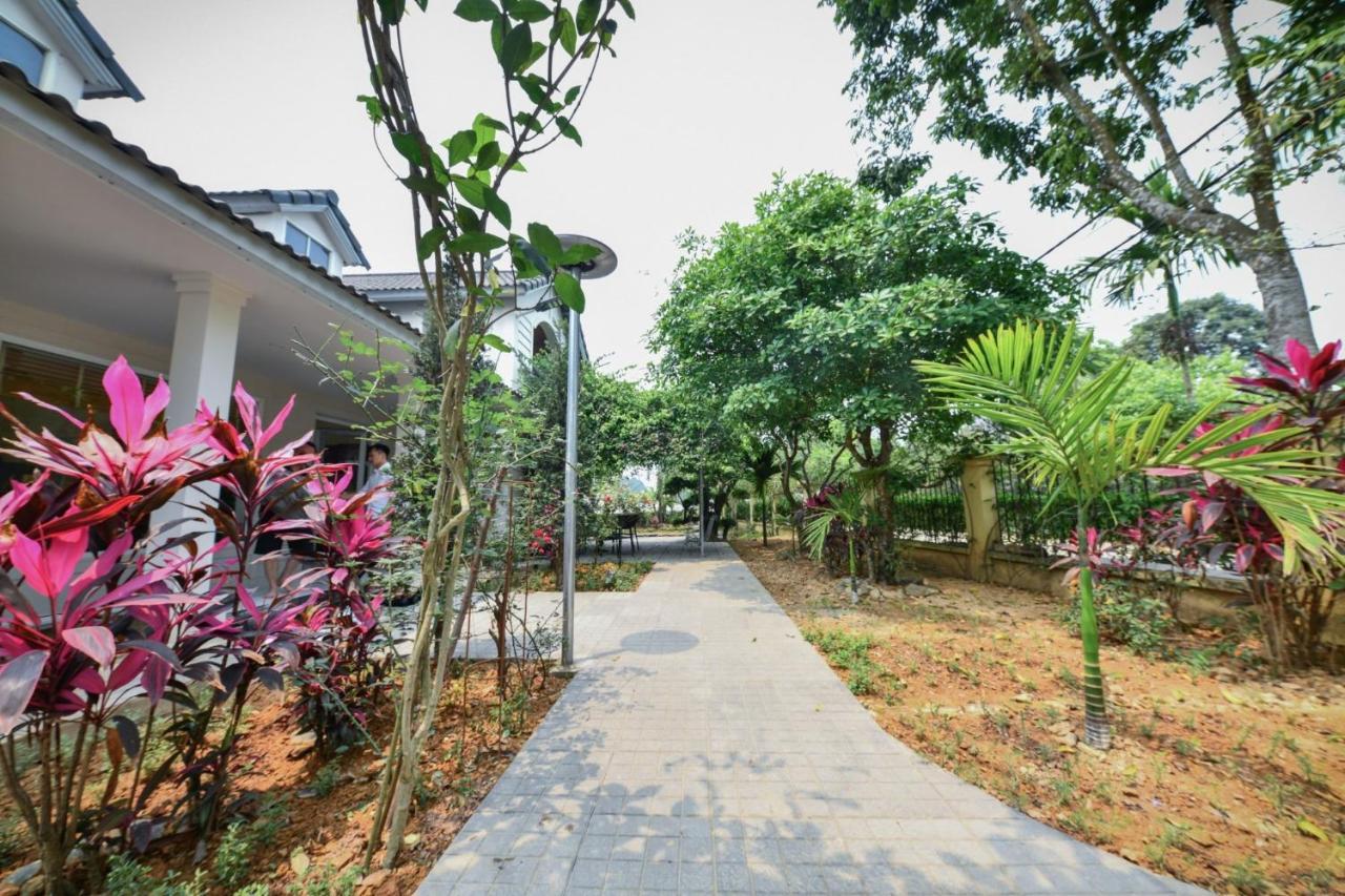 Le Villa Luong Son Hoa Binh Bagian luar foto