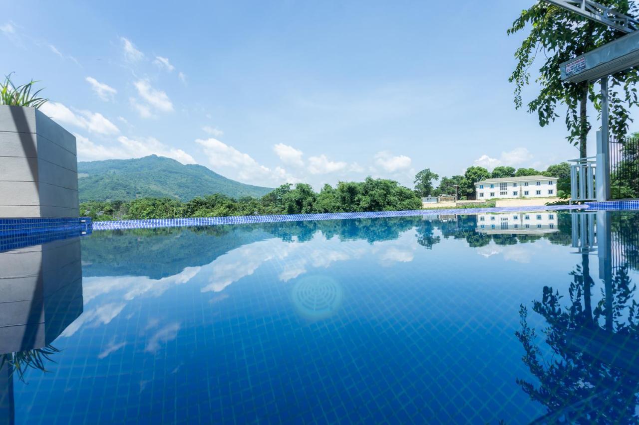 Le Villa Luong Son Hoa Binh Bagian luar foto